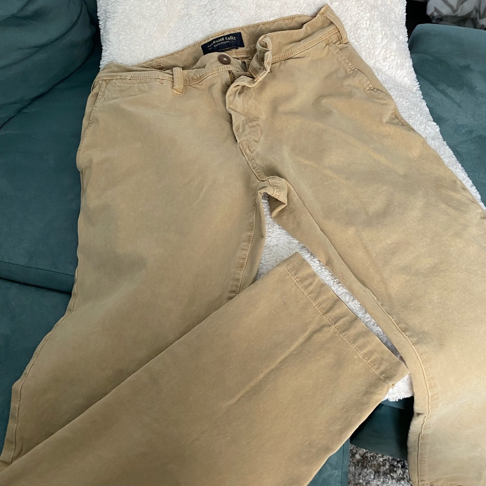 American Eagle khakis